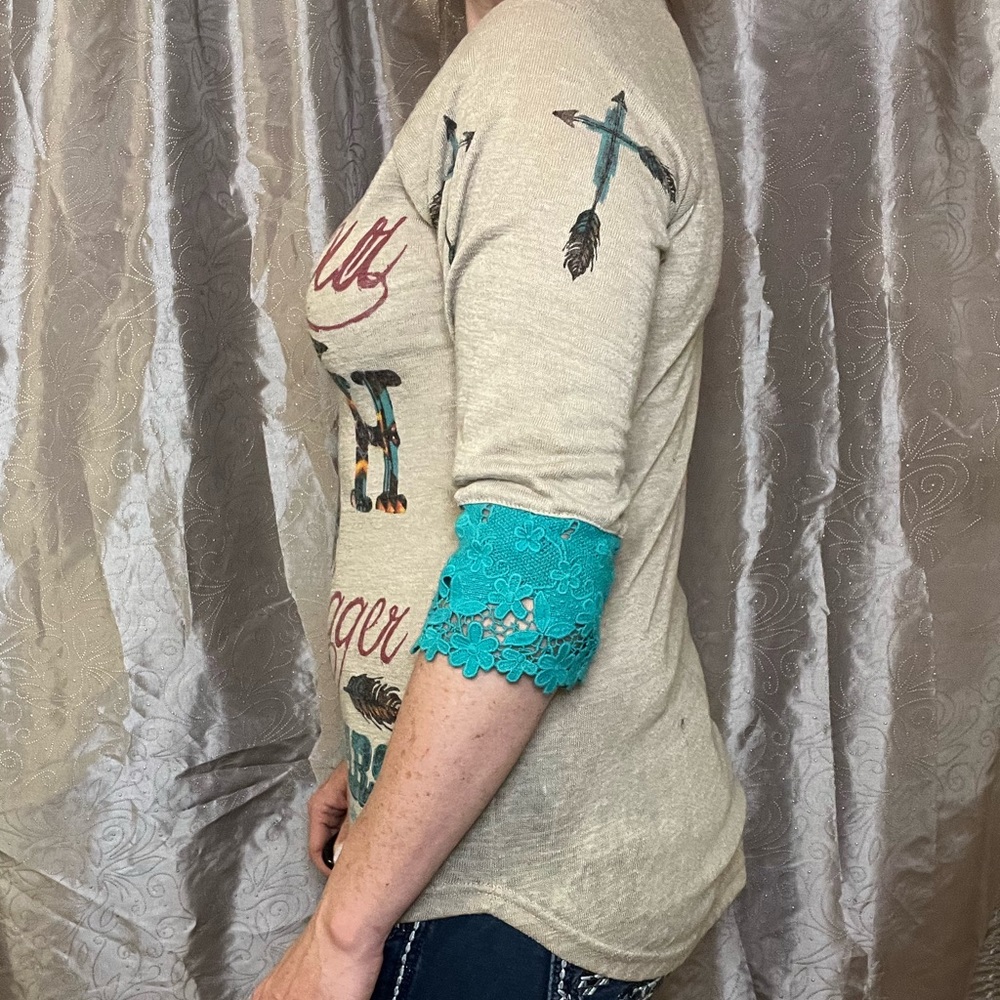 Lightweight sweater